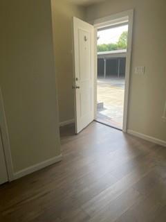 Detail Gallery Image 3 of 5 For 933 Rollins Road, Burlingame,  CA 94010 - 1 Beds | 1 Baths