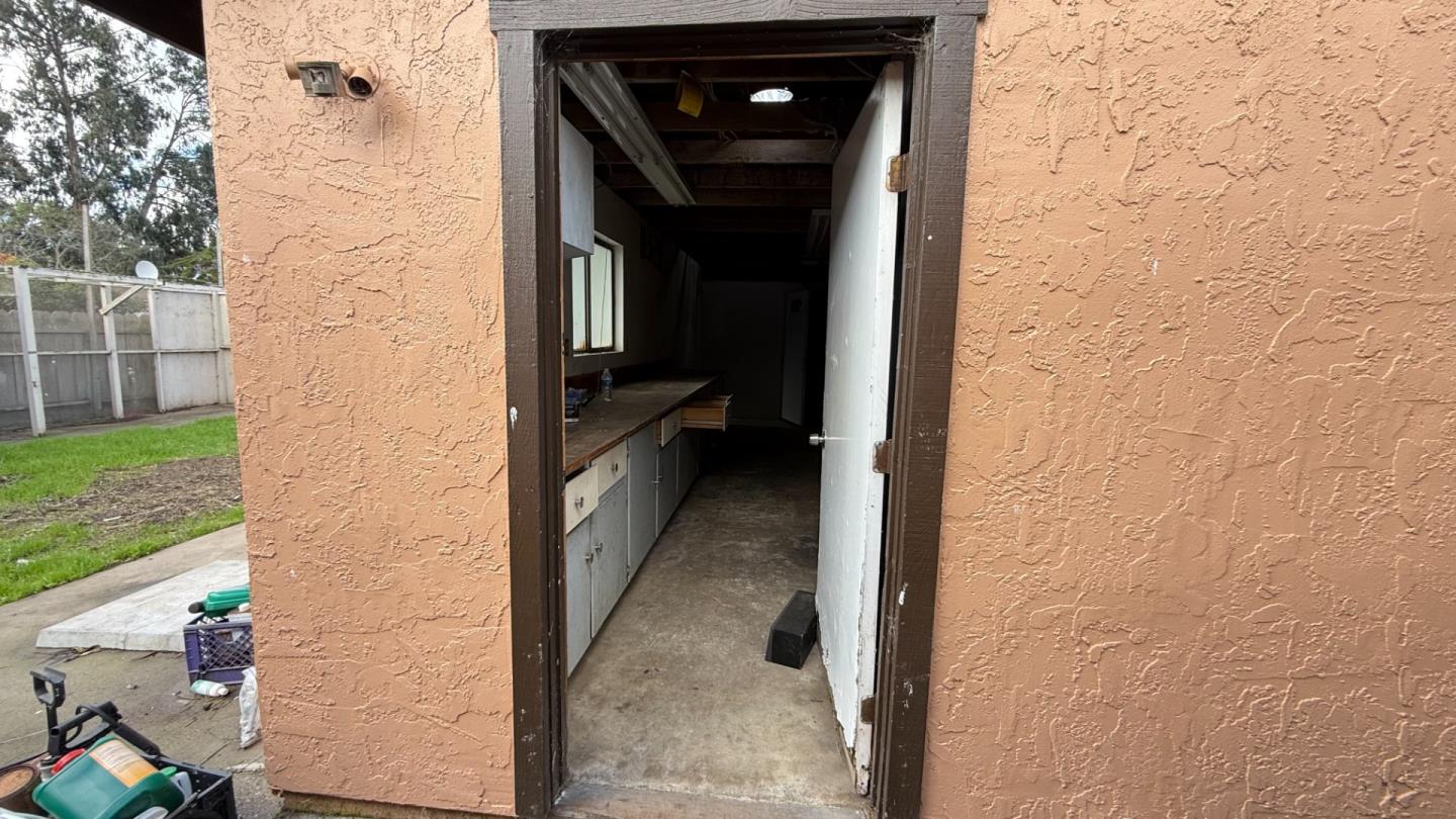 Detail Gallery Image 8 of 30 For 271 Paul Ave, Salinas,  CA 93906 - 3 Beds | 2 Baths