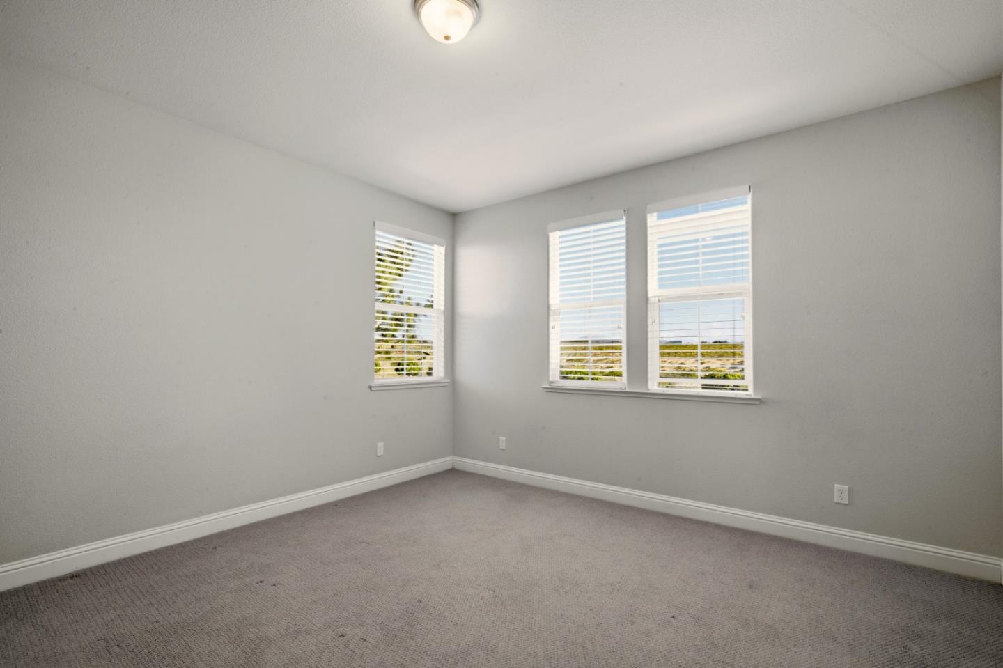 Detail Gallery Image 25 of 32 For 2947 Abrams Dr, Marina,  CA 93933 - 4 Beds | 2/1 Baths