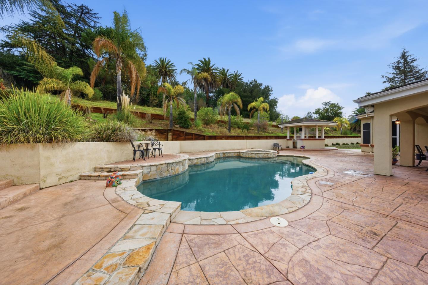 Detail Gallery Image 32 of 34 For 2000 Wellington Dr, Milpitas,  CA 95035 - 4 Beds | 3 Baths