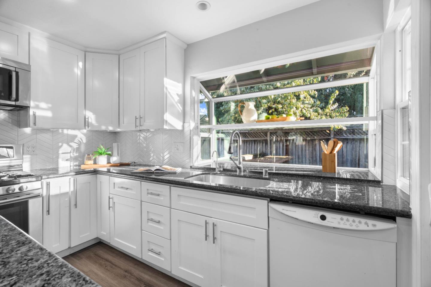 Detail Gallery Image 24 of 50 For 326 Springpark Cir, San Jose,  CA 95136 - 4 Beds | 2 Baths