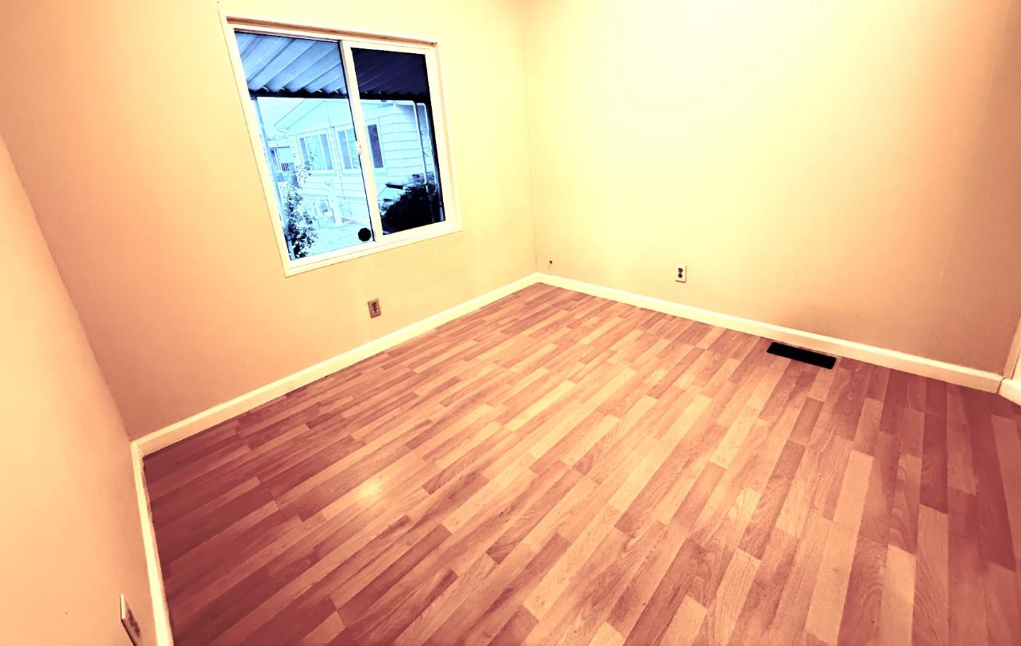 Detail Gallery Image 16 of 27 For 411 Lewis #335,  San Jose,  CA 95111 - 4 Beds | 2 Baths