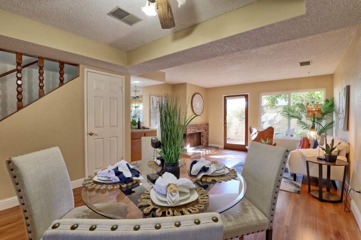 Detail Gallery Image 5 of 26 For 2040 Main St #106,  Santa Clara,  CA 95050 - 2 Beds | 2/1 Baths