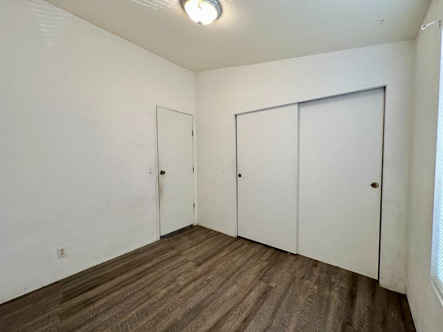 Detail Gallery Image 8 of 16 For 411 Lewis Rd #235,  San Jose,  CA 95111 - 3 Beds | 2 Baths