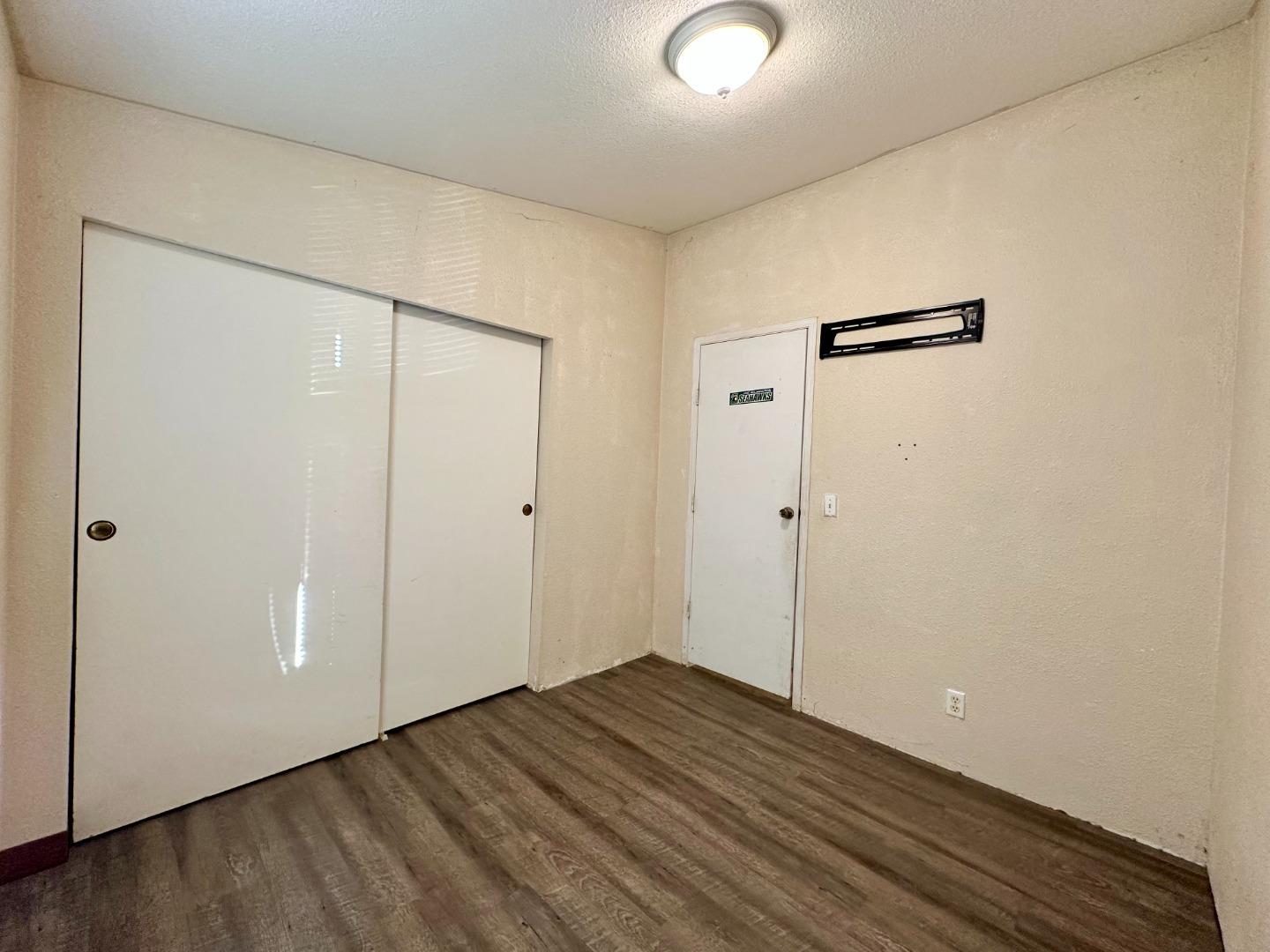 Detail Gallery Image 9 of 16 For 411 Lewis Rd #235,  San Jose,  CA 95111 - 3 Beds | 2 Baths