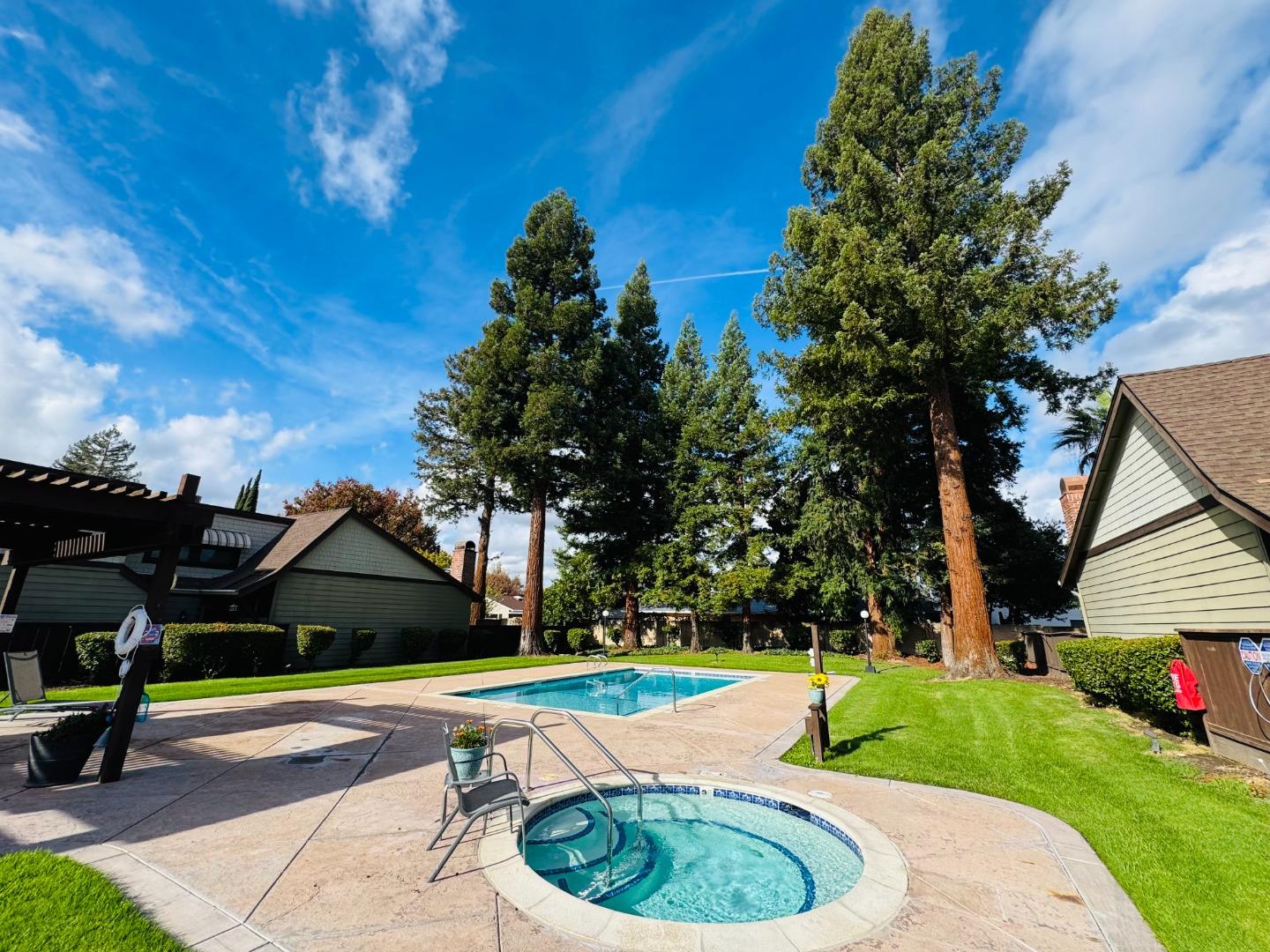 Detail Gallery Image 25 of 29 For 1874 Harvest Rd, Pleasanton,  CA 94566 - 2 Beds | 2 Baths