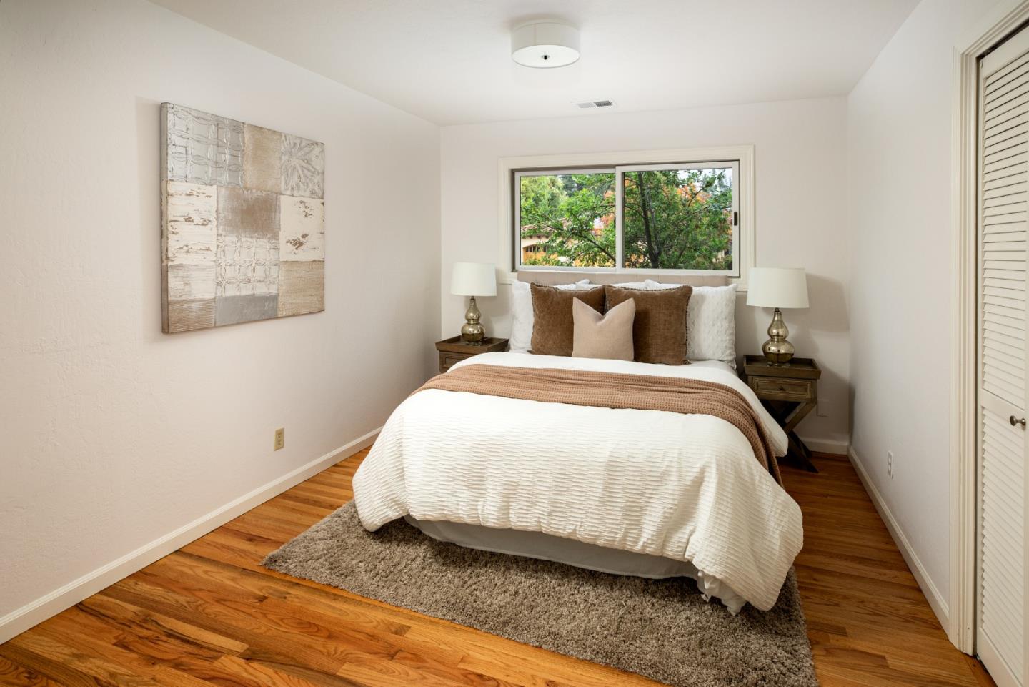 Detail Gallery Image 13 of 27 For 1264 Richardson Ave, Los Altos,  CA 94024 - 4 Beds | 2/1 Baths