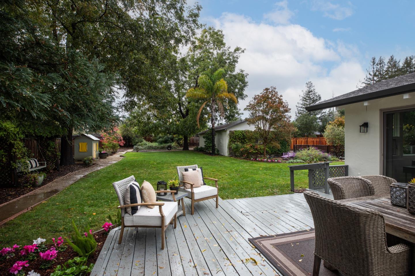 Detail Gallery Image 20 of 27 For 1264 Richardson Ave, Los Altos,  CA 94024 - 4 Beds | 2/1 Baths