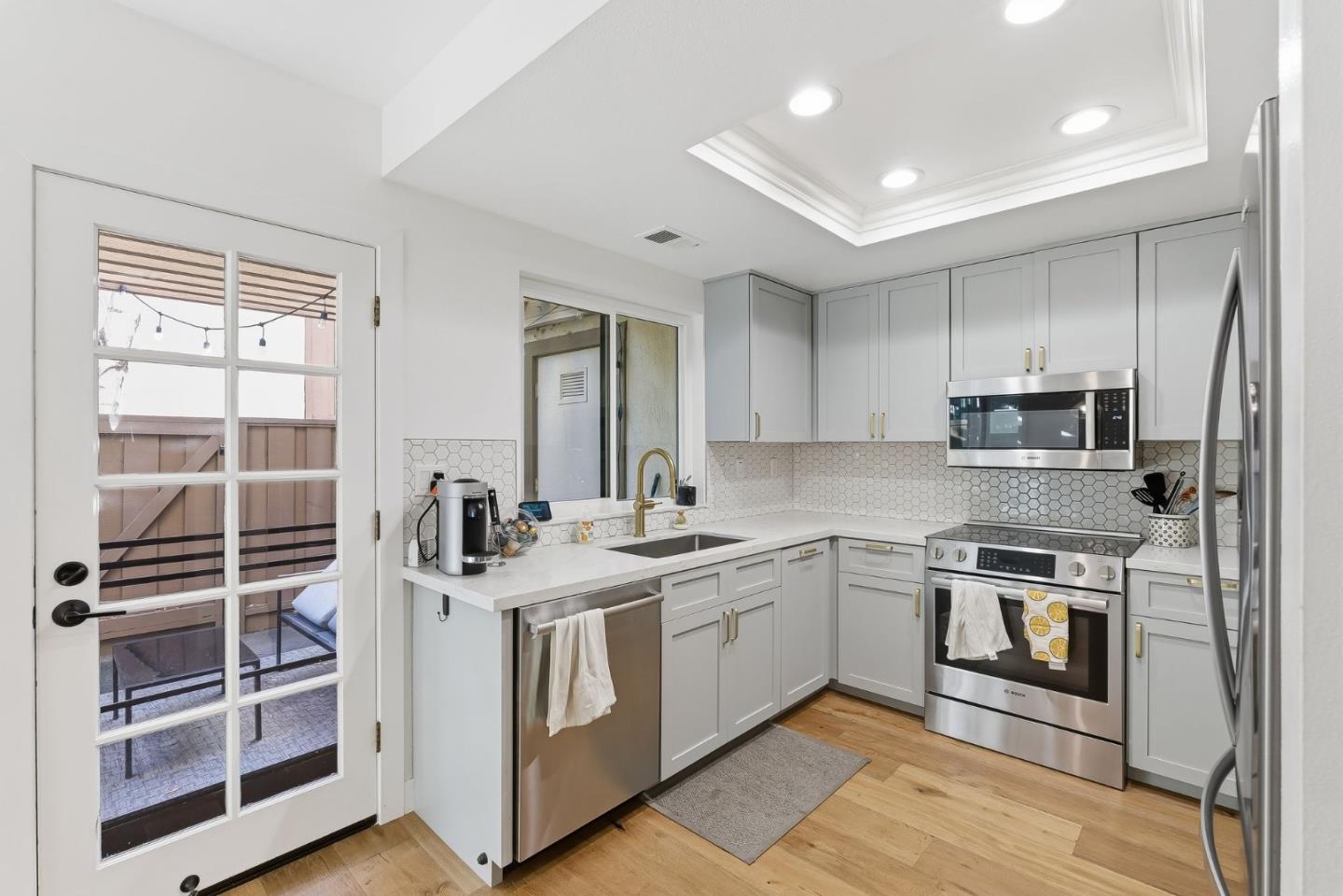 Detail Gallery Image 10 of 30 For 643 Preakness Dr, Walnut Creek,  CA 94597 - 3 Beds | 2/1 Baths