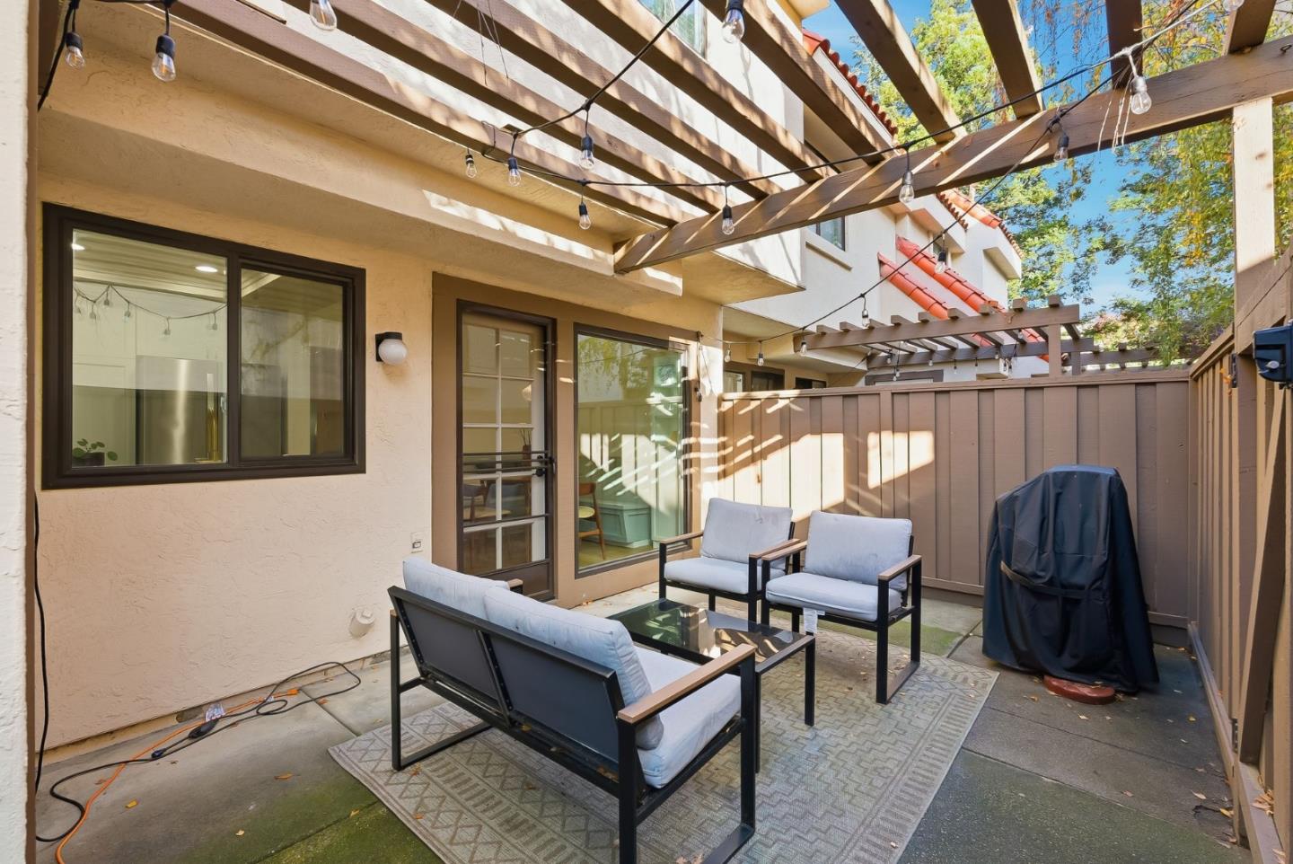 Detail Gallery Image 16 of 30 For 643 Preakness Dr, Walnut Creek,  CA 94597 - 3 Beds | 2/1 Baths