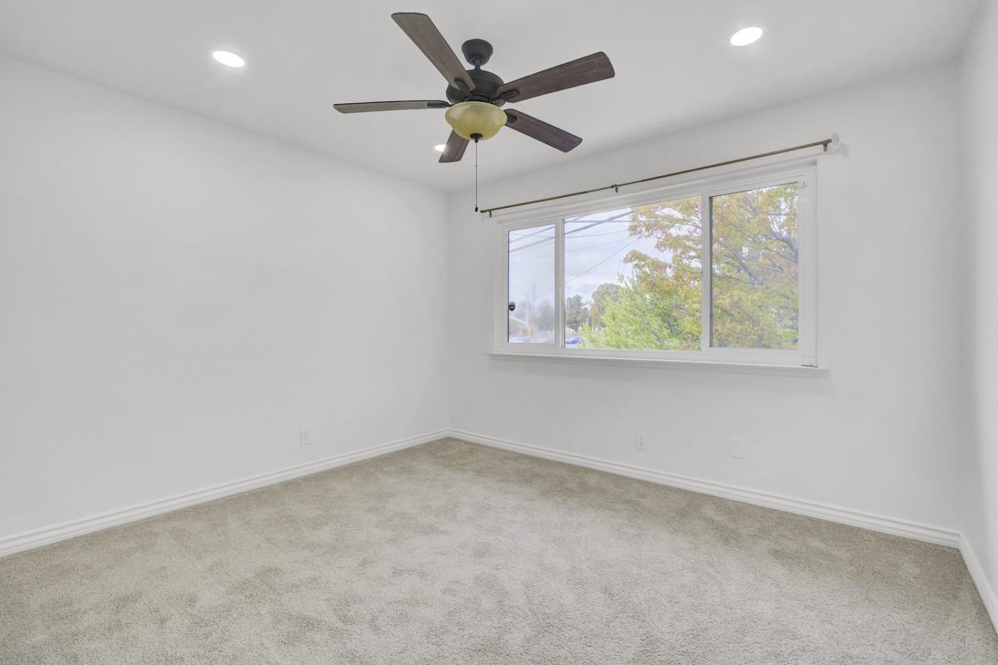 Detail Gallery Image 17 of 37 For 3592 Payne Ave #6,  San Jose,  CA 95117 - 3 Beds | 2 Baths