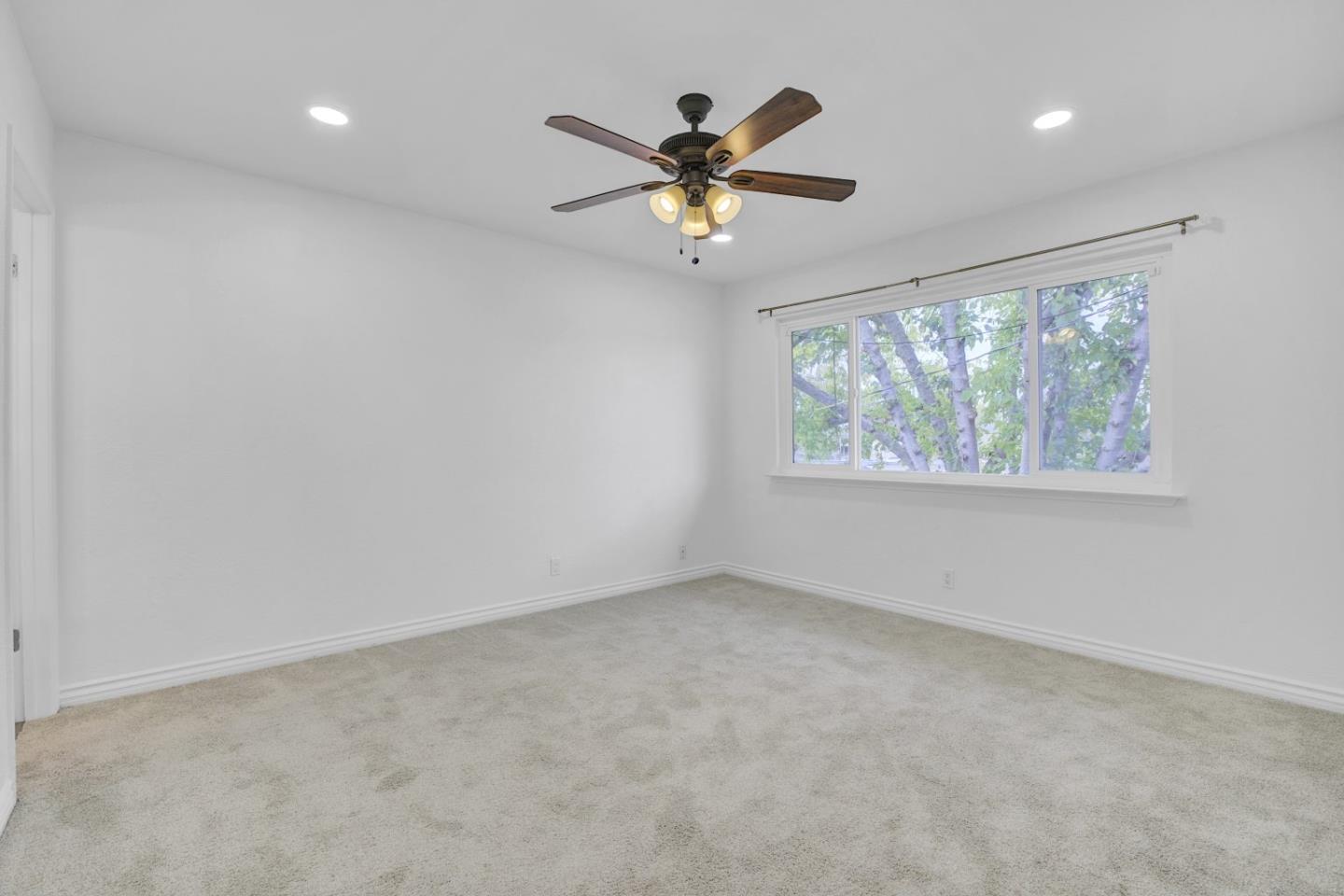 Detail Gallery Image 21 of 37 For 3592 Payne Ave #6,  San Jose,  CA 95117 - 3 Beds | 2 Baths