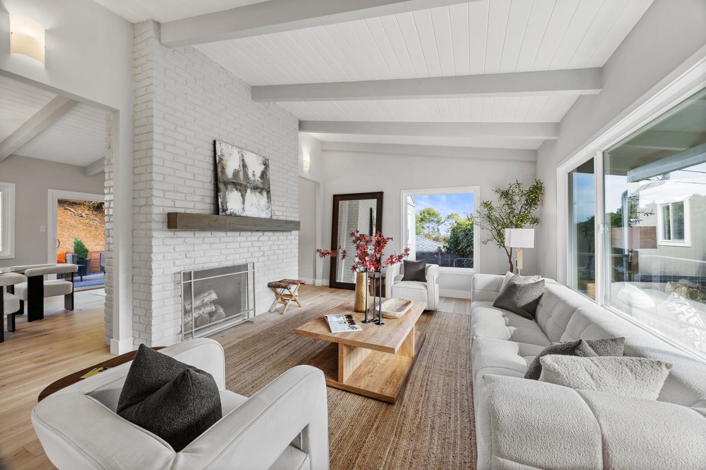 Detail Gallery Image 3 of 15 For 1306 North Rd, Belmont,  CA 94002 - 3 Beds | 2 Baths