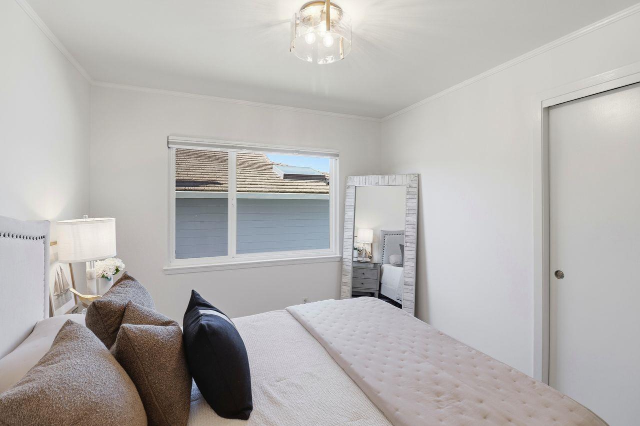 Detail Gallery Image 40 of 60 For 574 Wellington Dr, San Carlos,  CA 94070 - 3 Beds | 2 Baths