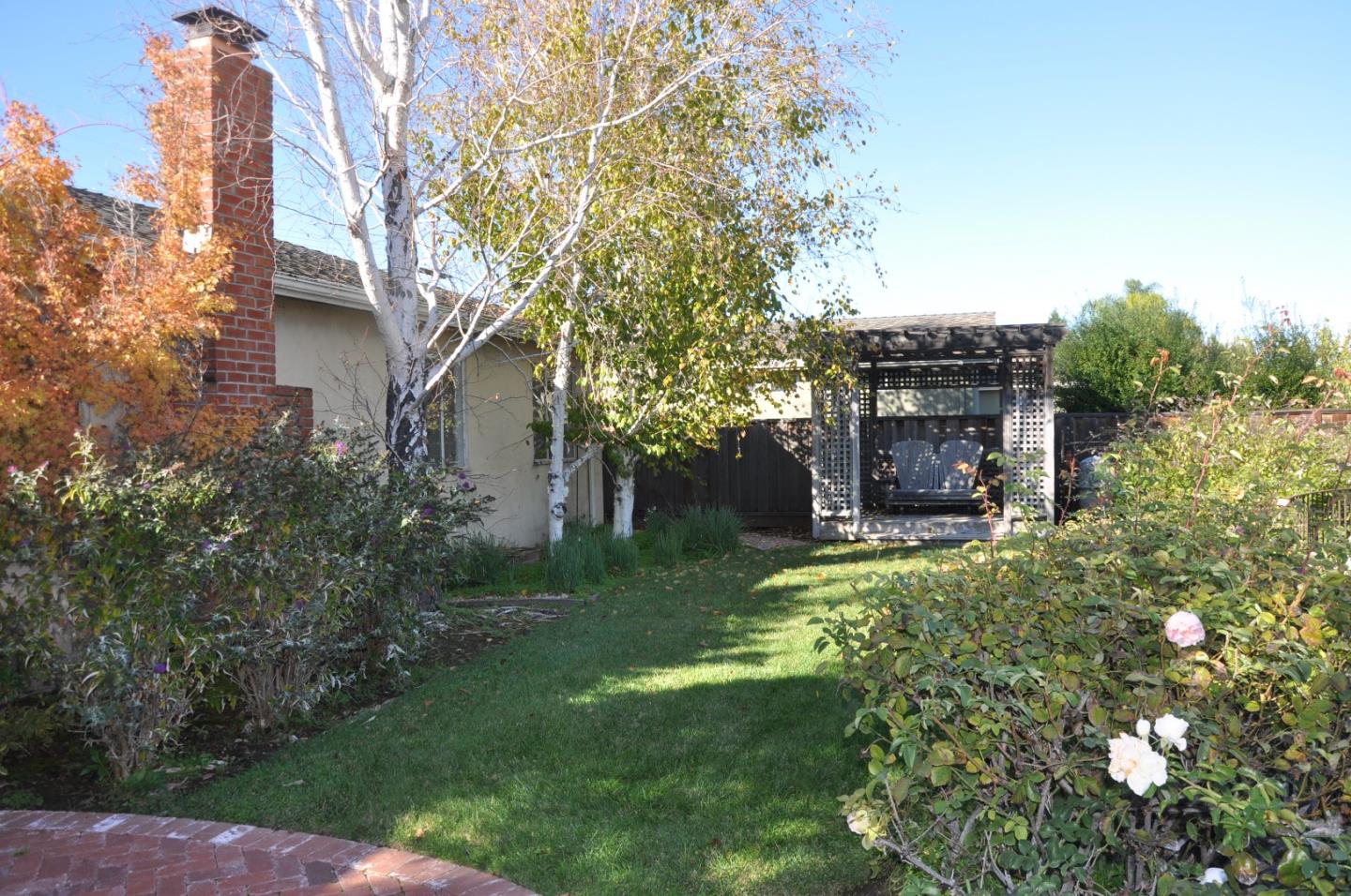 Detail Gallery Image 11 of 16 For 15104 Bel Escou Dr, San Jose,  CA 95124 - 3 Beds | 1 Baths