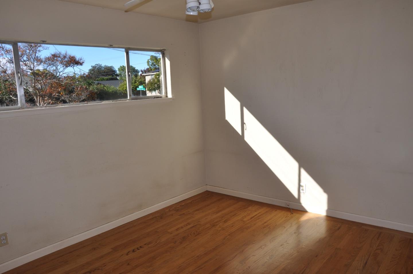 Detail Gallery Image 6 of 16 For 15104 Bel Escou Dr, San Jose,  CA 95124 - 3 Beds | 1 Baths