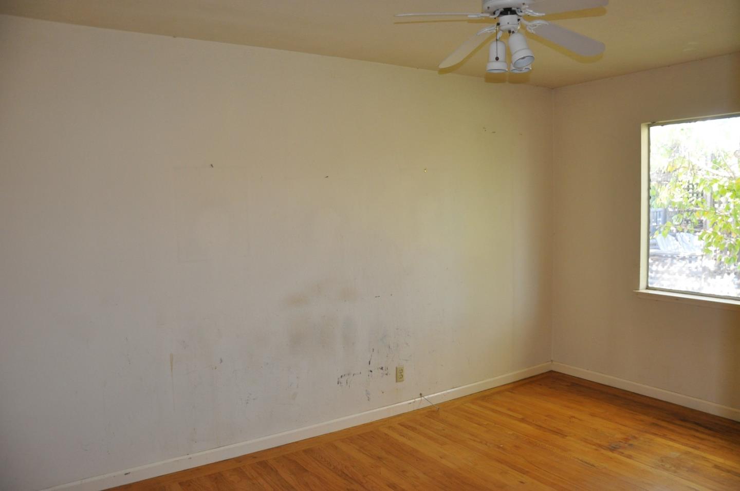 Detail Gallery Image 7 of 16 For 15104 Bel Escou Dr, San Jose,  CA 95124 - 3 Beds | 1 Baths