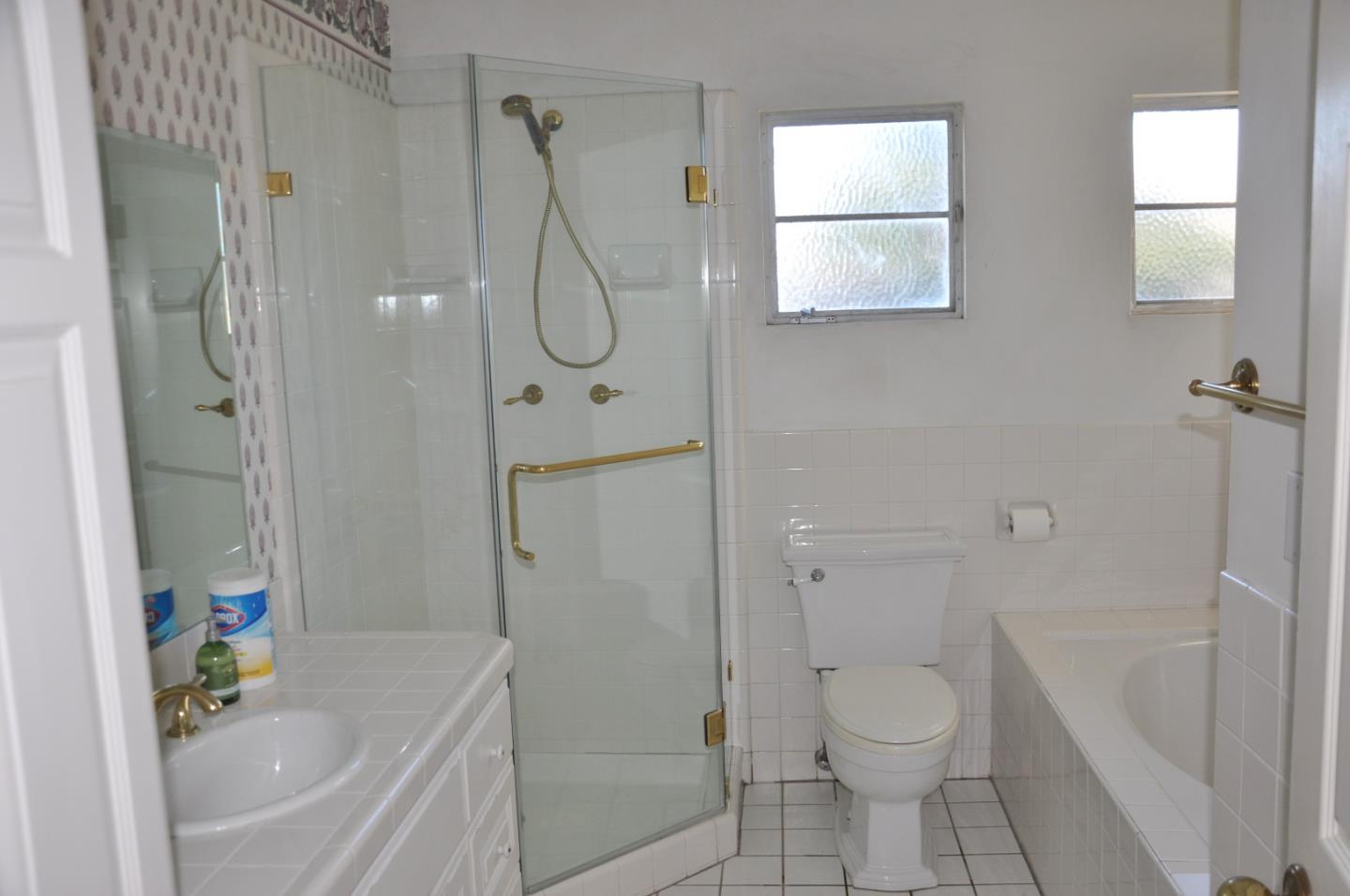 Detail Gallery Image 9 of 16 For 15104 Bel Escou Dr, San Jose,  CA 95124 - 3 Beds | 1 Baths