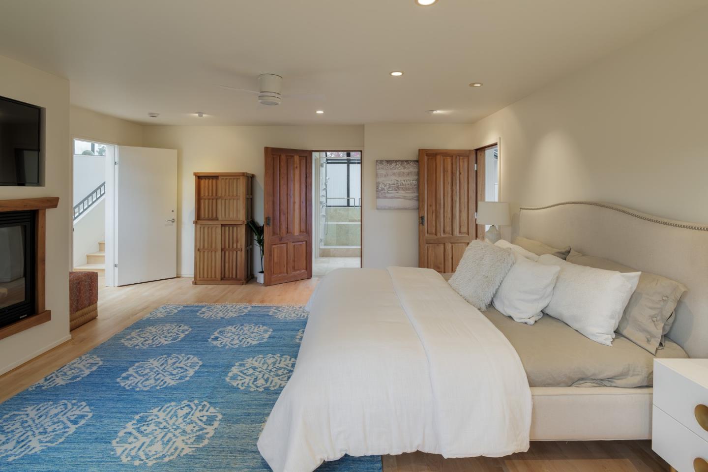 Detail Gallery Image 26 of 44 For 14300 Saddle Mountain Dr, Los Altos Hills,  CA 94022 - 3 Beds | 3 Baths