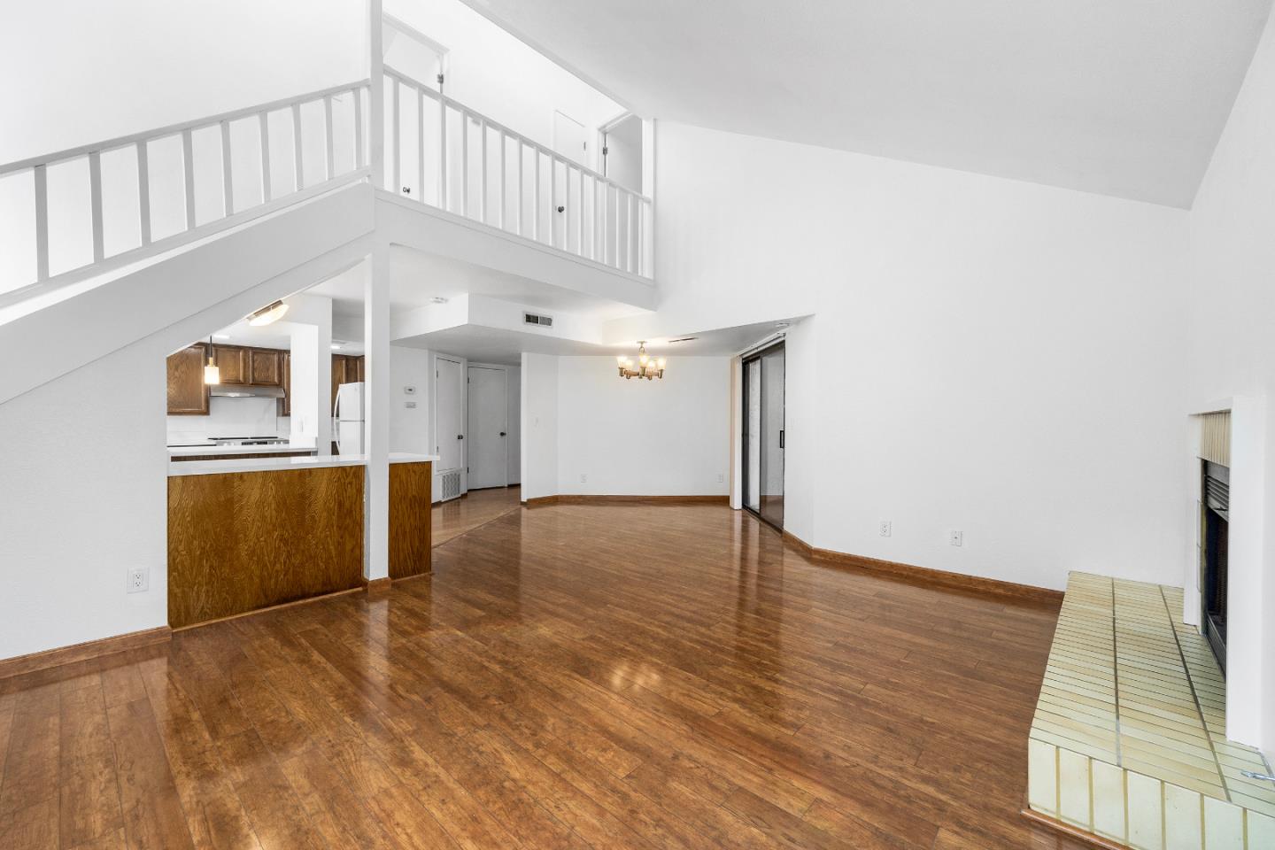 Detail Gallery Image 11 of 31 For 8 Seacliff Dr, Aptos,  CA 95003 - 2 Beds | 2/1 Baths