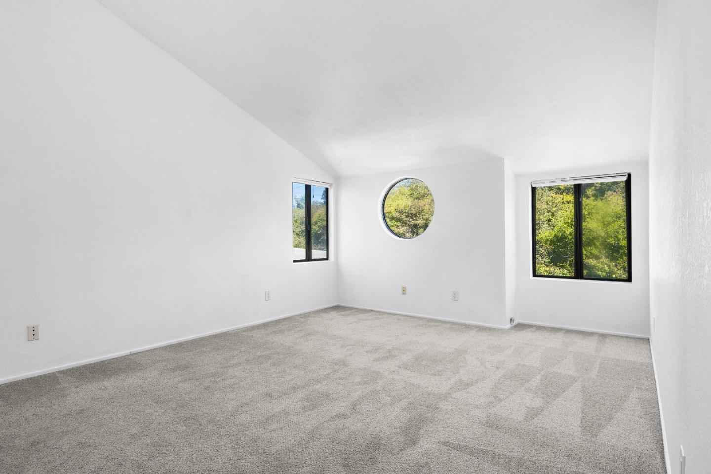 Detail Gallery Image 12 of 31 For 8 Seacliff Dr, Aptos,  CA 95003 - 2 Beds | 2/1 Baths