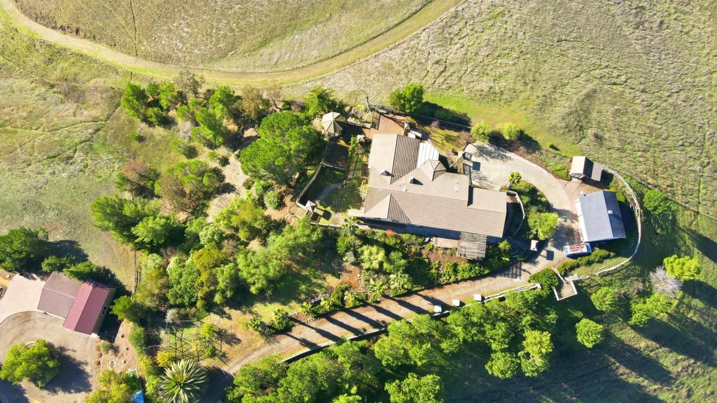 Detail Gallery Image 3 of 66 For 9019 Doubletree Ln, –,  CA 94551 - 4 Beds | 2 Baths