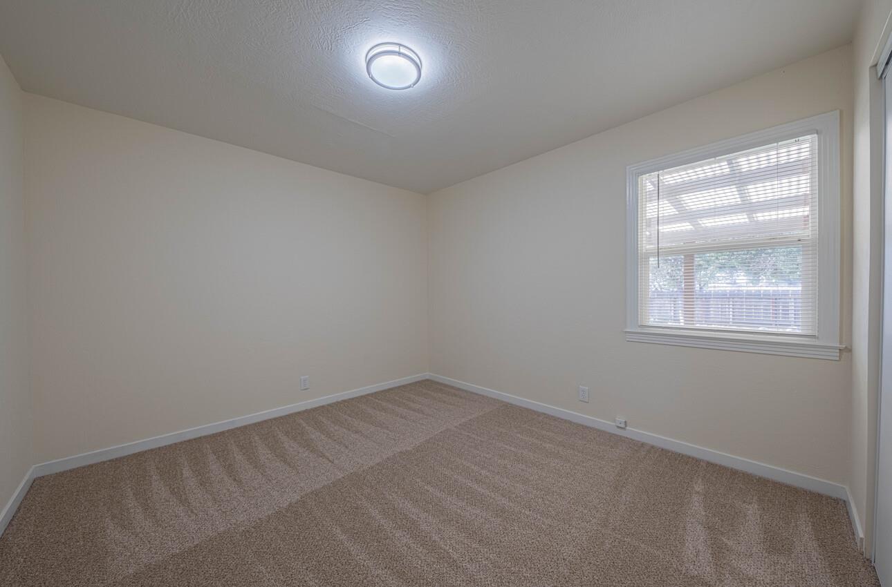 Detail Gallery Image 28 of 41 For 1221 Parkside St, Salinas,  CA 93906 - 3 Beds | 2 Baths