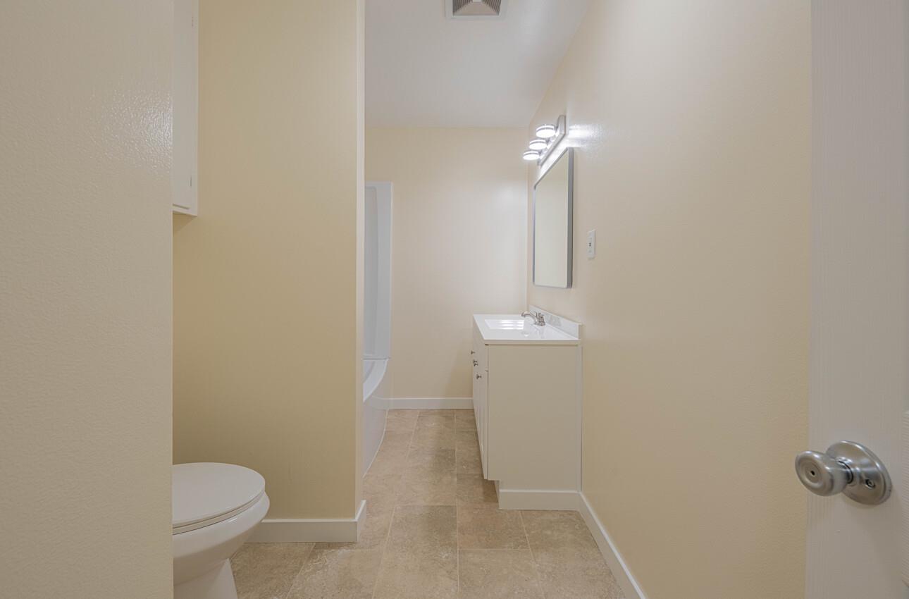 Detail Gallery Image 32 of 41 For 1221 Parkside St, Salinas,  CA 93906 - 3 Beds | 2 Baths