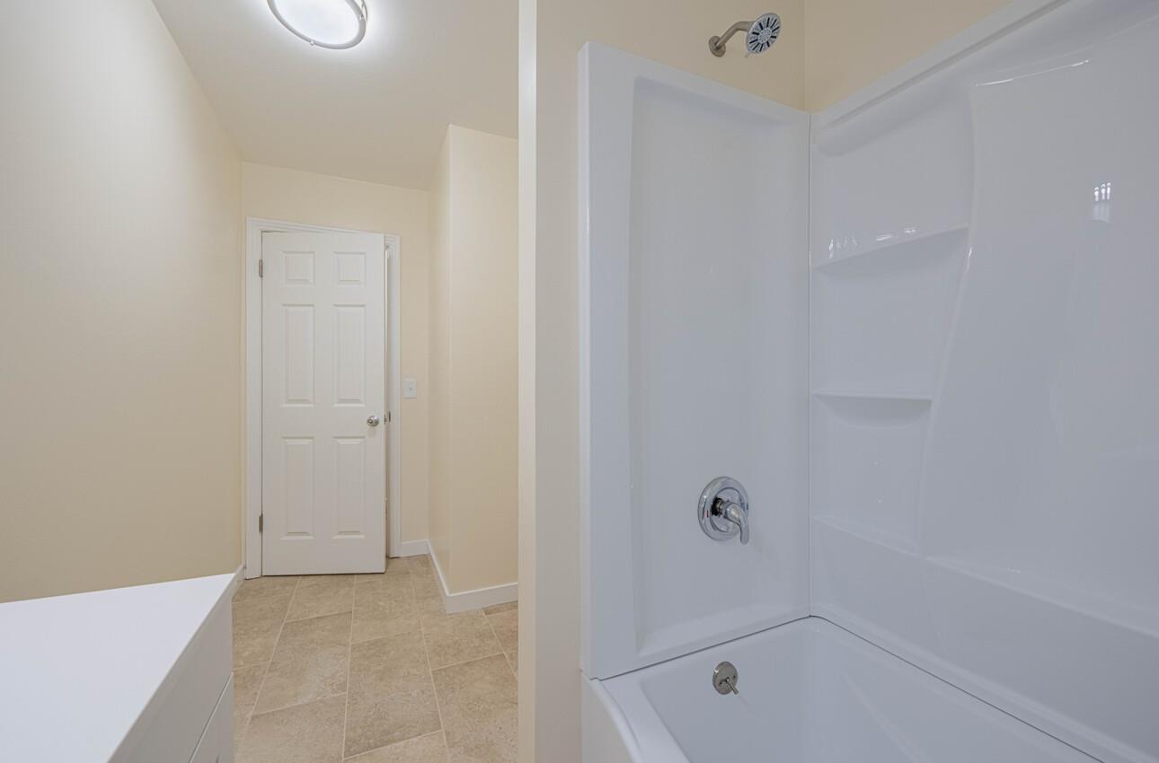 Detail Gallery Image 34 of 41 For 1221 Parkside St, Salinas,  CA 93906 - 3 Beds | 2 Baths