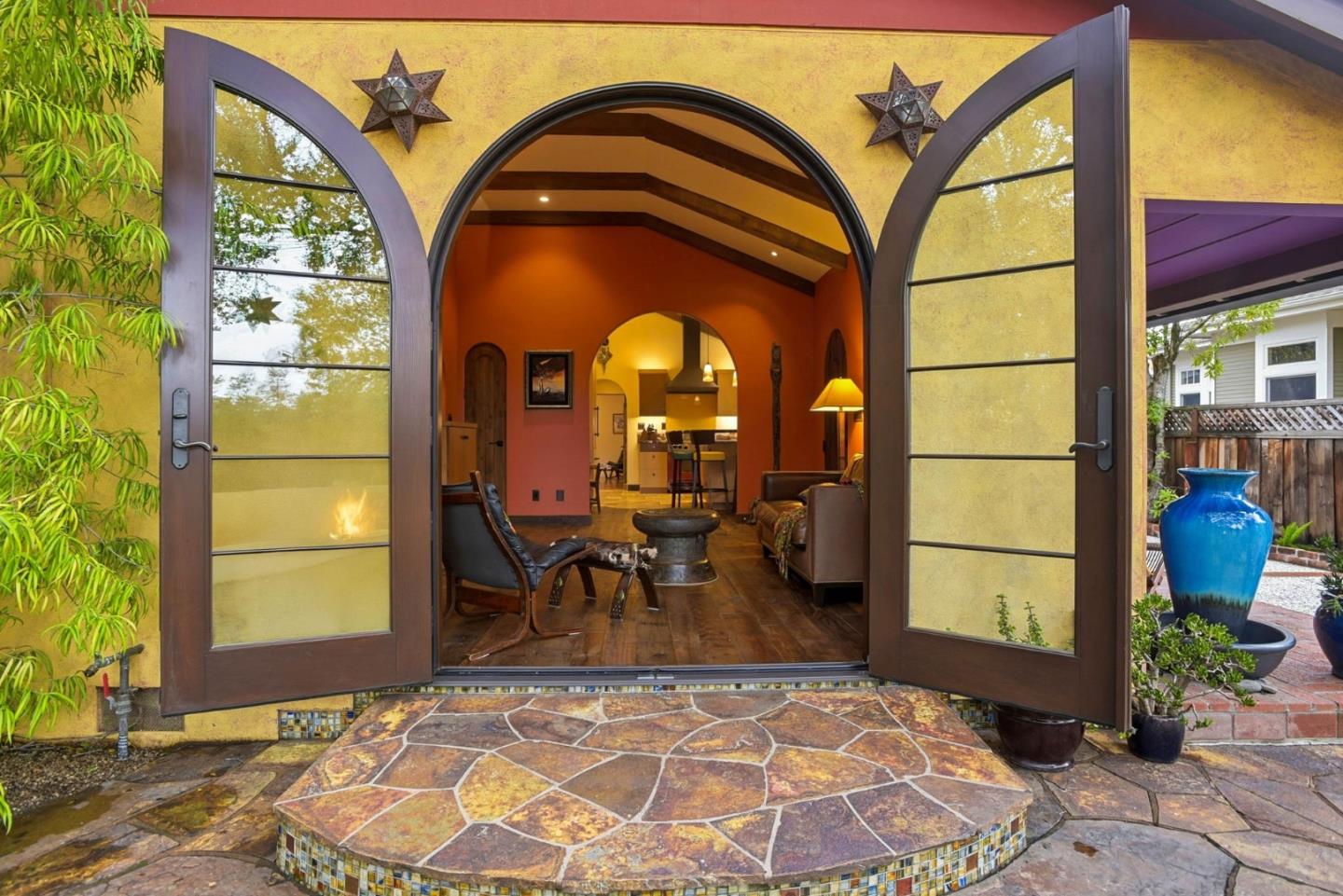 Detail Gallery Image 7 of 46 For 1221 Hopkins Ave, Palo Alto,  CA 94301 - 3 Beds | 2 Baths