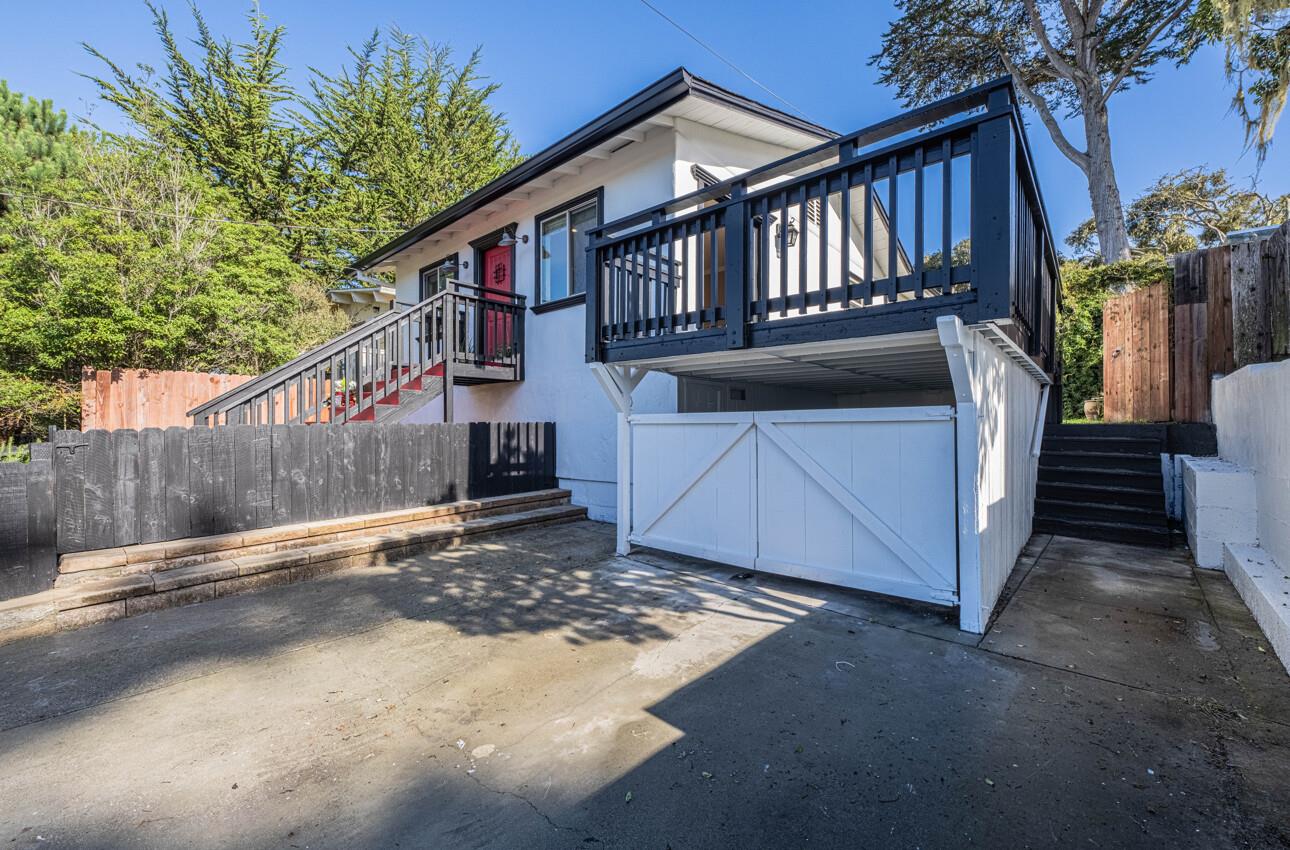 Detail Gallery Image 32 of 35 For 1113 Presidio Blvd, Pacific Grove,  CA 93950 - 3 Beds | 2 Baths