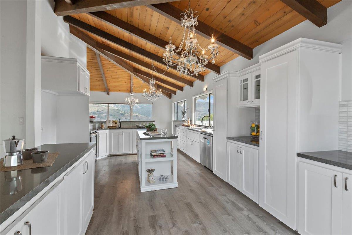 Detail Gallery Image 20 of 74 For 16280 Oak Canyon Dr, Morgan Hill,  CA 95037 - 4 Beds | 2/1 Baths