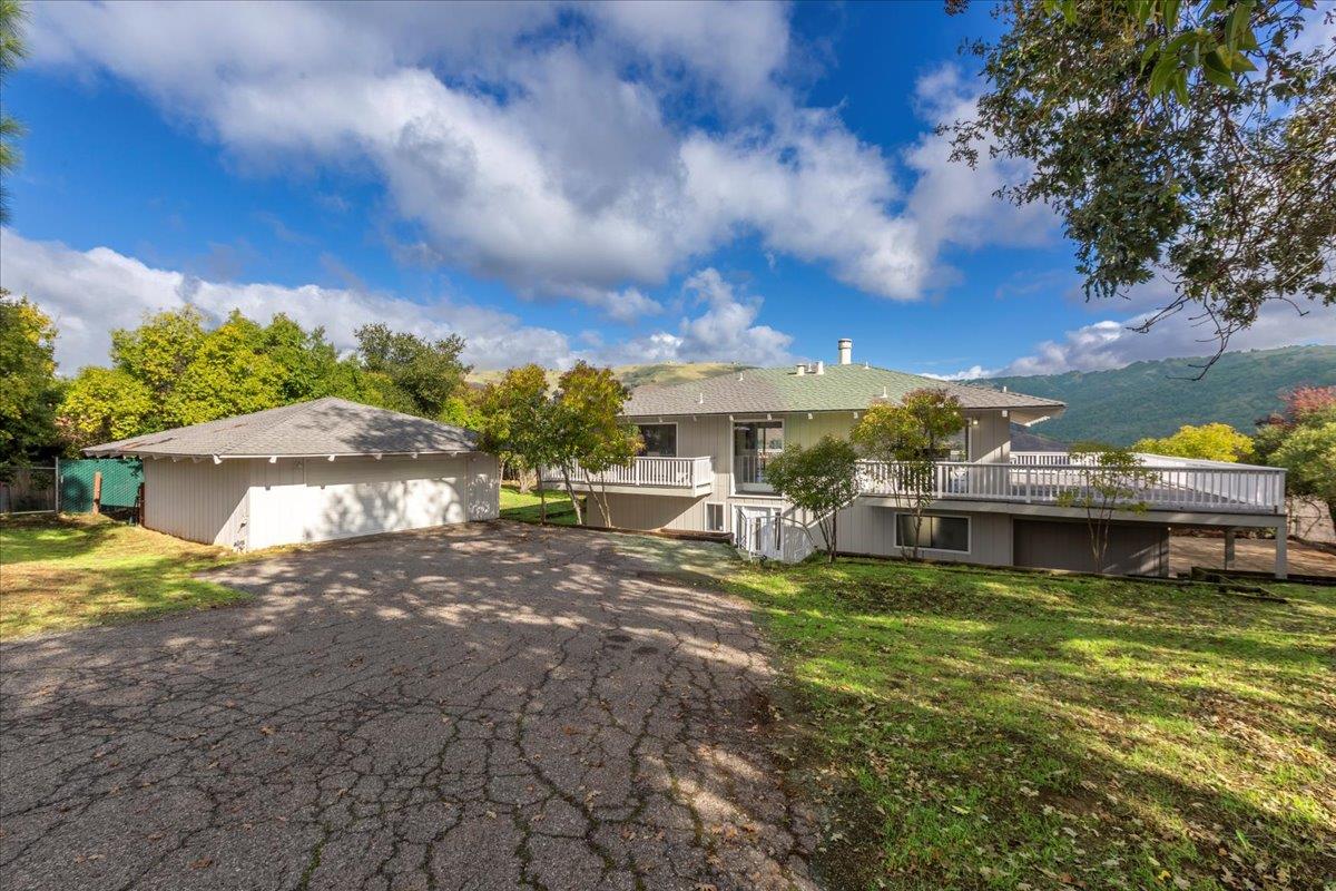 Detail Gallery Image 3 of 74 For 16280 Oak Canyon Dr, Morgan Hill,  CA 95037 - 4 Beds | 2/1 Baths