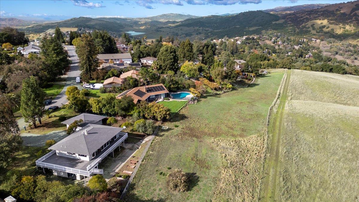 Detail Gallery Image 64 of 74 For 16280 Oak Canyon Dr, Morgan Hill,  CA 95037 - 4 Beds | 2/1 Baths