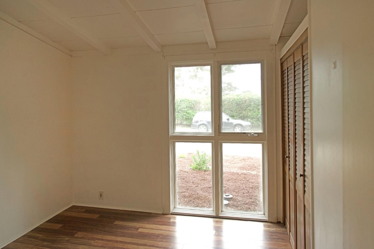 Detail Gallery Image 6 of 10 For 977 Ransford Ave, Pacific Grove,  CA 93950 - 3 Beds | 1 Baths