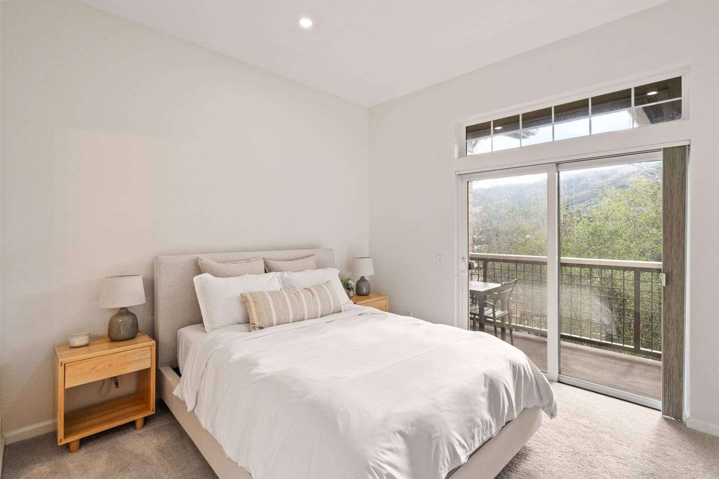 Detail Gallery Image 17 of 39 For 833 Swallowtail Ct, Brisbane,  CA 94005 - 2 Beds | 2 Baths