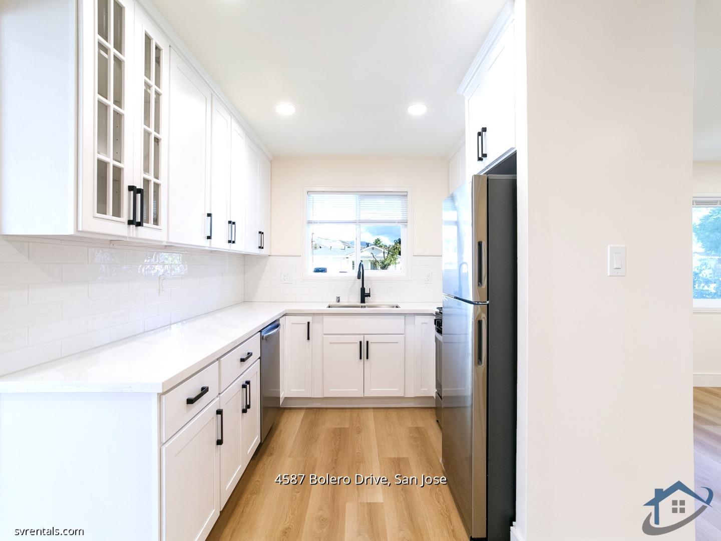 Detail Gallery Image 3 of 21 For 4587 Bolero Dr, San Jose,  CA 95111 - 3 Beds | 2 Baths