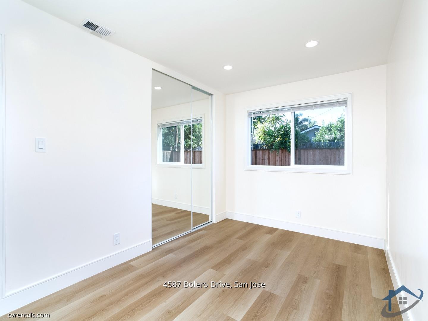 Detail Gallery Image 9 of 21 For 4587 Bolero Dr, San Jose,  CA 95111 - 3 Beds | 2 Baths