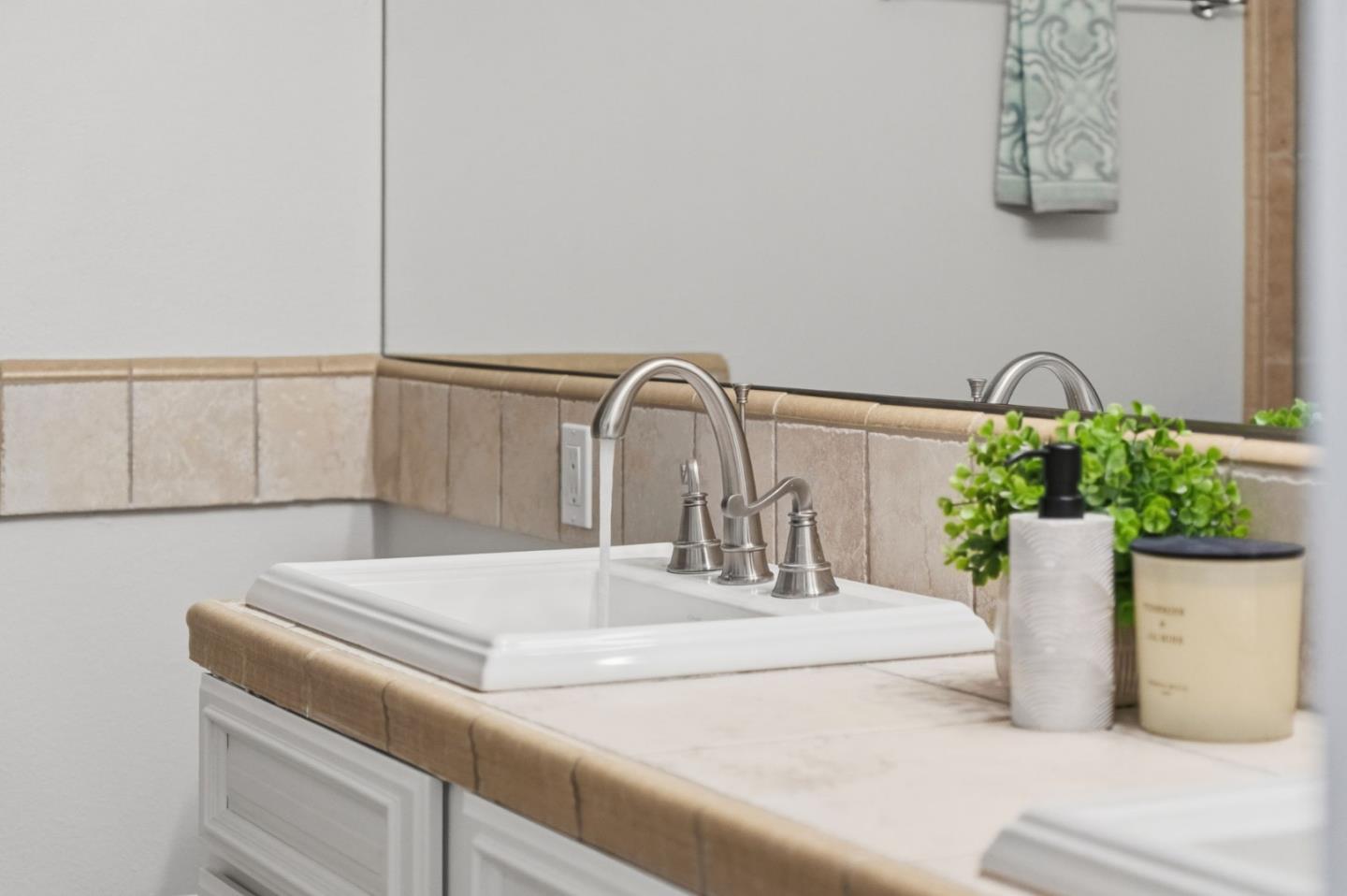 Detail Gallery Image 40 of 54 For 1924 Meridian, San Jose,  CA 95125 - 3 Beds | 2/1 Baths