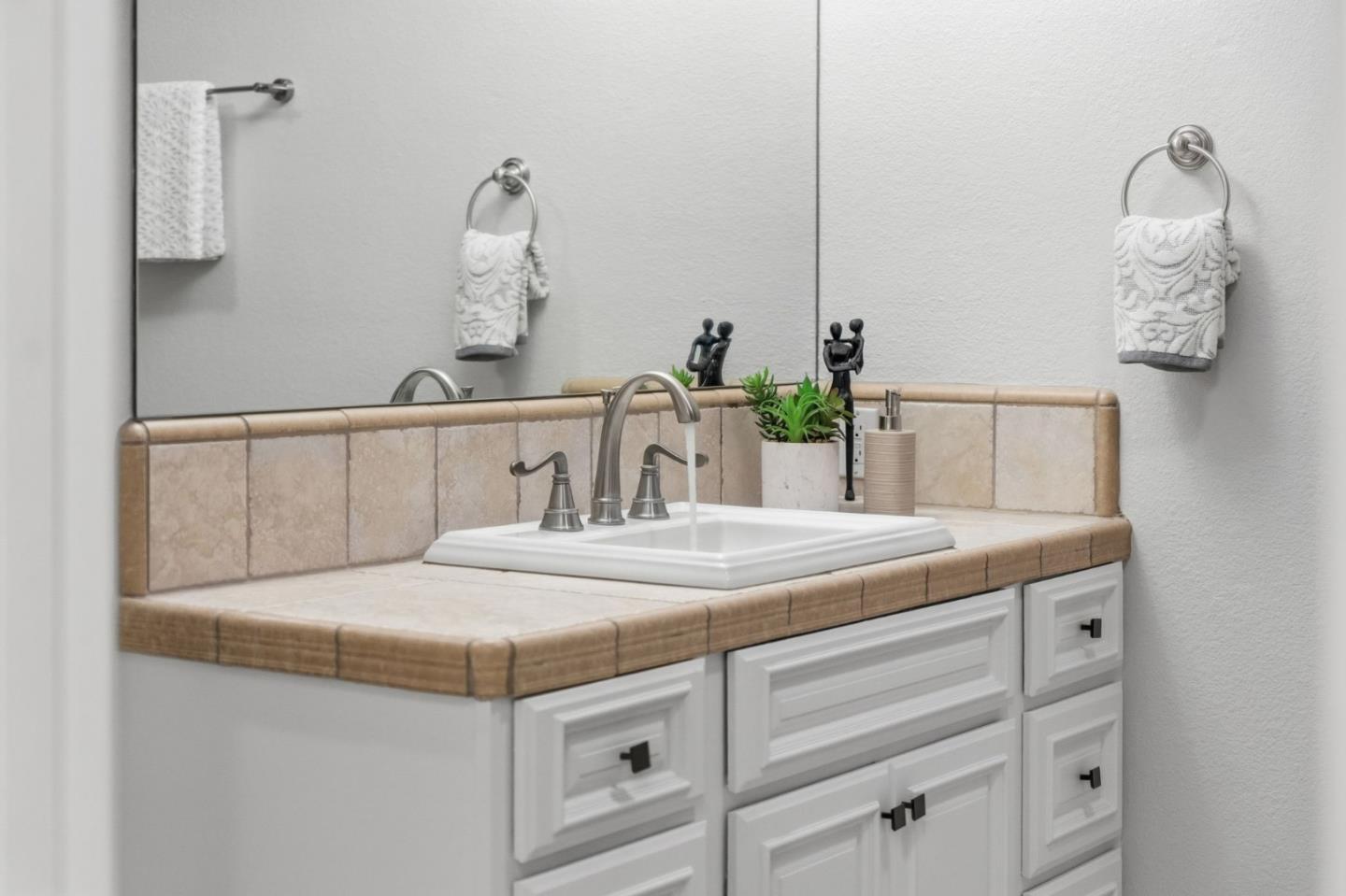 Detail Gallery Image 41 of 54 For 1924 Meridian, San Jose,  CA 95125 - 3 Beds | 2/1 Baths