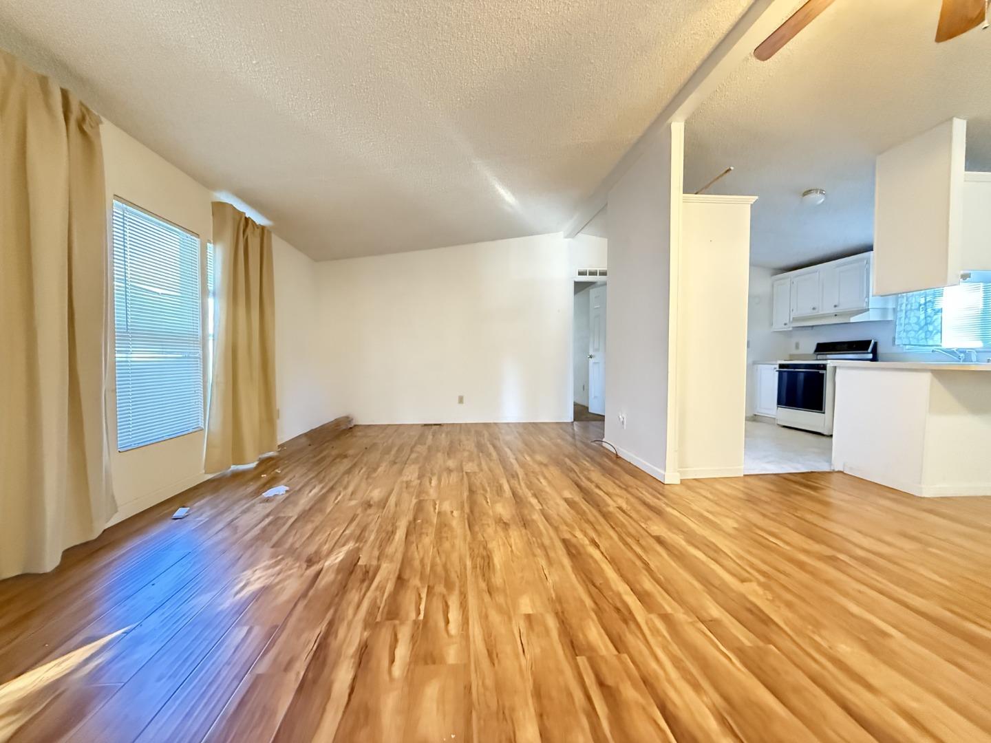 Detail Gallery Image 3 of 31 For 5300 Rexford #5300,  Santa Rosa,  CA 95403 - 3 Beds | 2 Baths