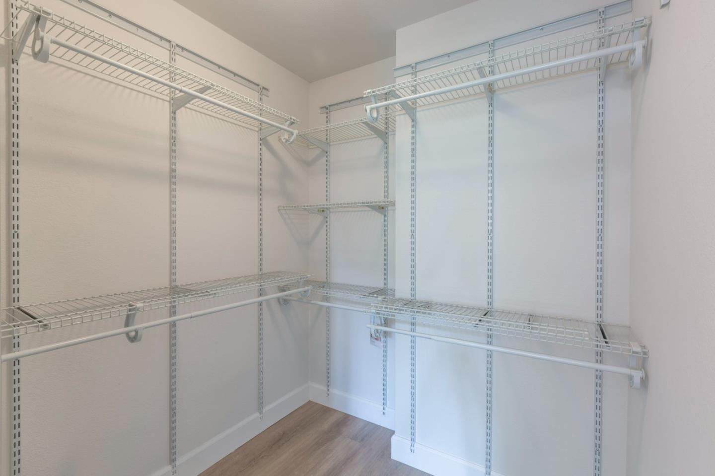 Detail Gallery Image 12 of 17 For 1025 Shell Blvd #7,  San Mateo,  CA 94402 - 2 Beds | 2 Baths