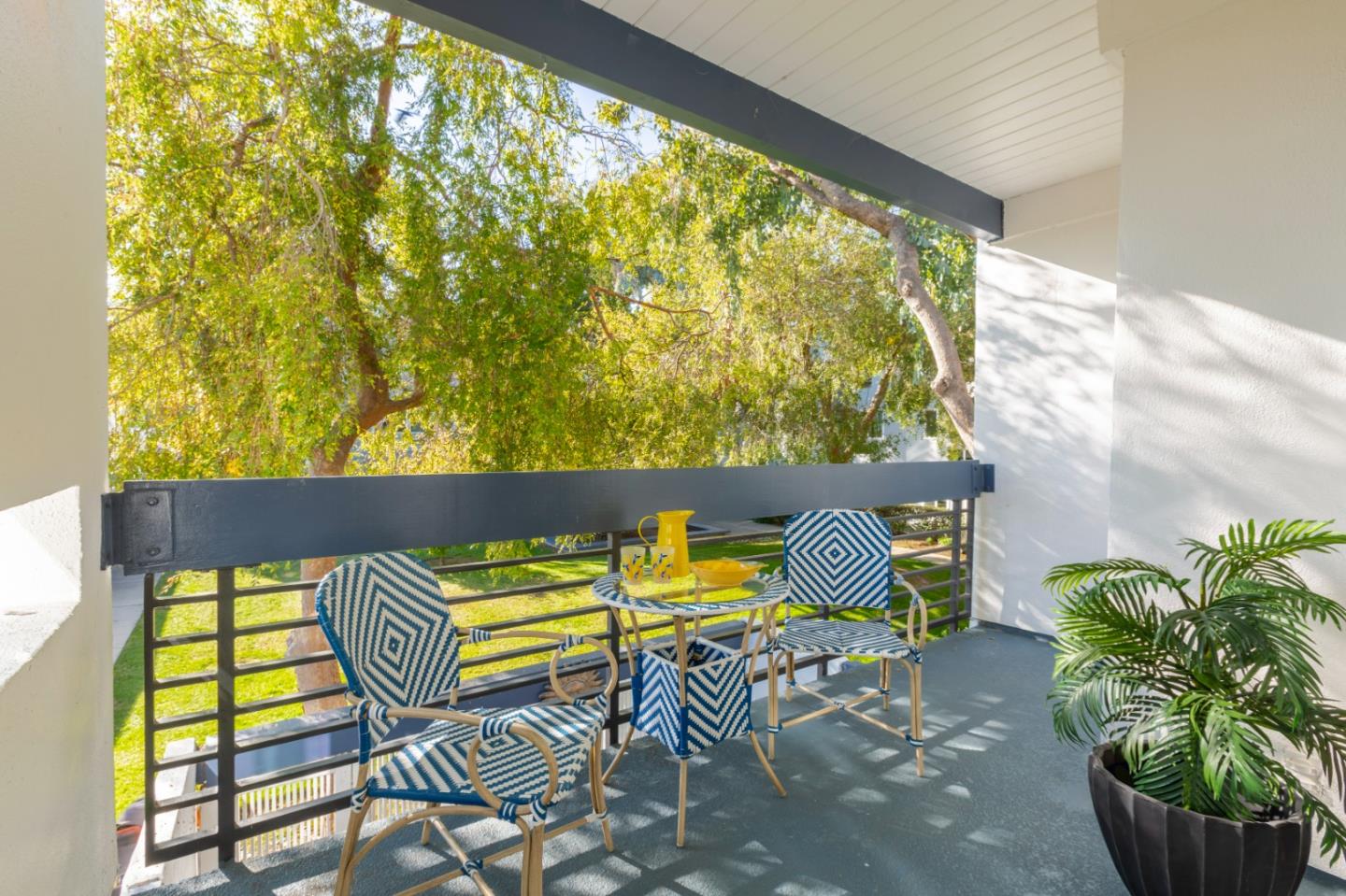 Detail Gallery Image 13 of 17 For 1025 Shell Blvd #7,  San Mateo,  CA 94402 - 2 Beds | 2 Baths