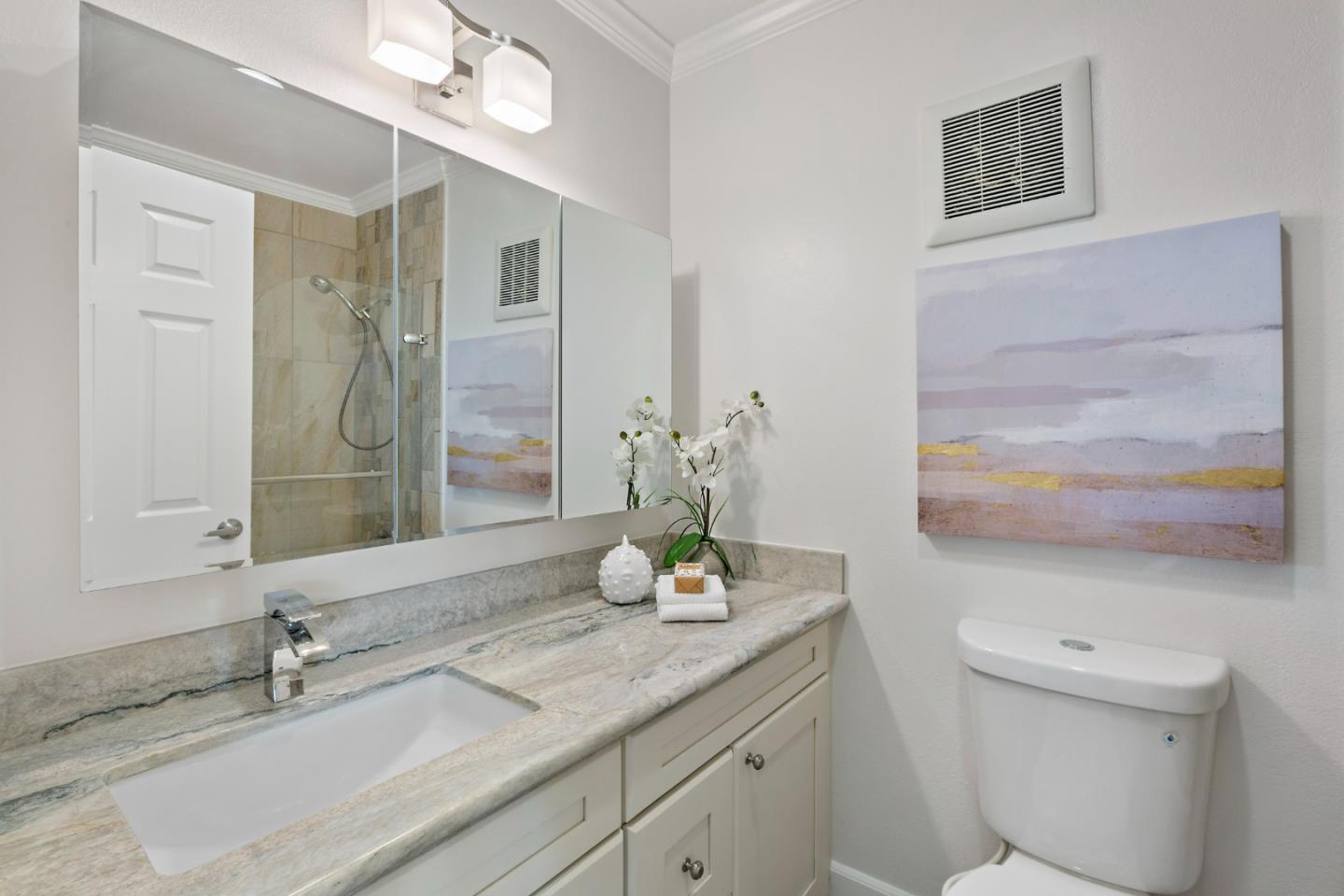 Detail Gallery Image 9 of 17 For 1025 Shell Blvd #7,  San Mateo,  CA 94402 - 2 Beds | 2 Baths