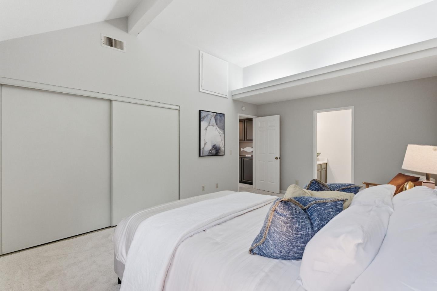 Detail Gallery Image 19 of 28 For 16145 Loretta Ln, Los Gatos,  CA 95032 - 2 Beds | 2/1 Baths