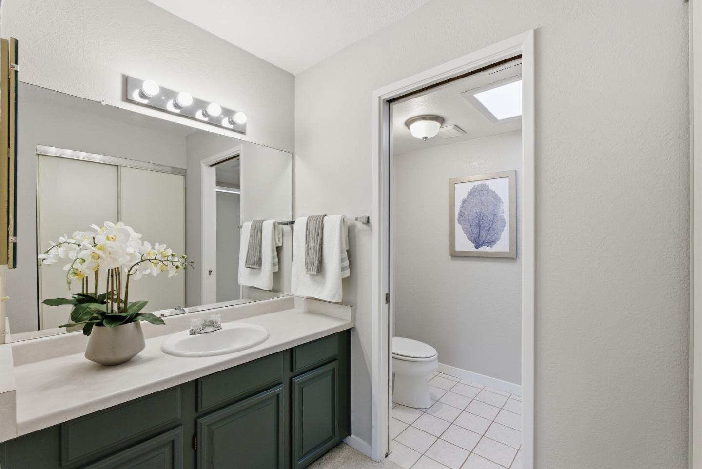 Detail Gallery Image 22 of 28 For 16145 Loretta Ln, Los Gatos,  CA 95032 - 2 Beds | 2/1 Baths