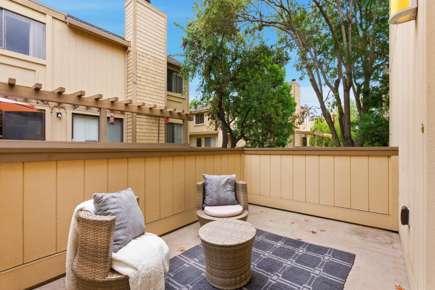 Detail Gallery Image 24 of 28 For 16145 Loretta Ln, Los Gatos,  CA 95032 - 2 Beds | 2/1 Baths