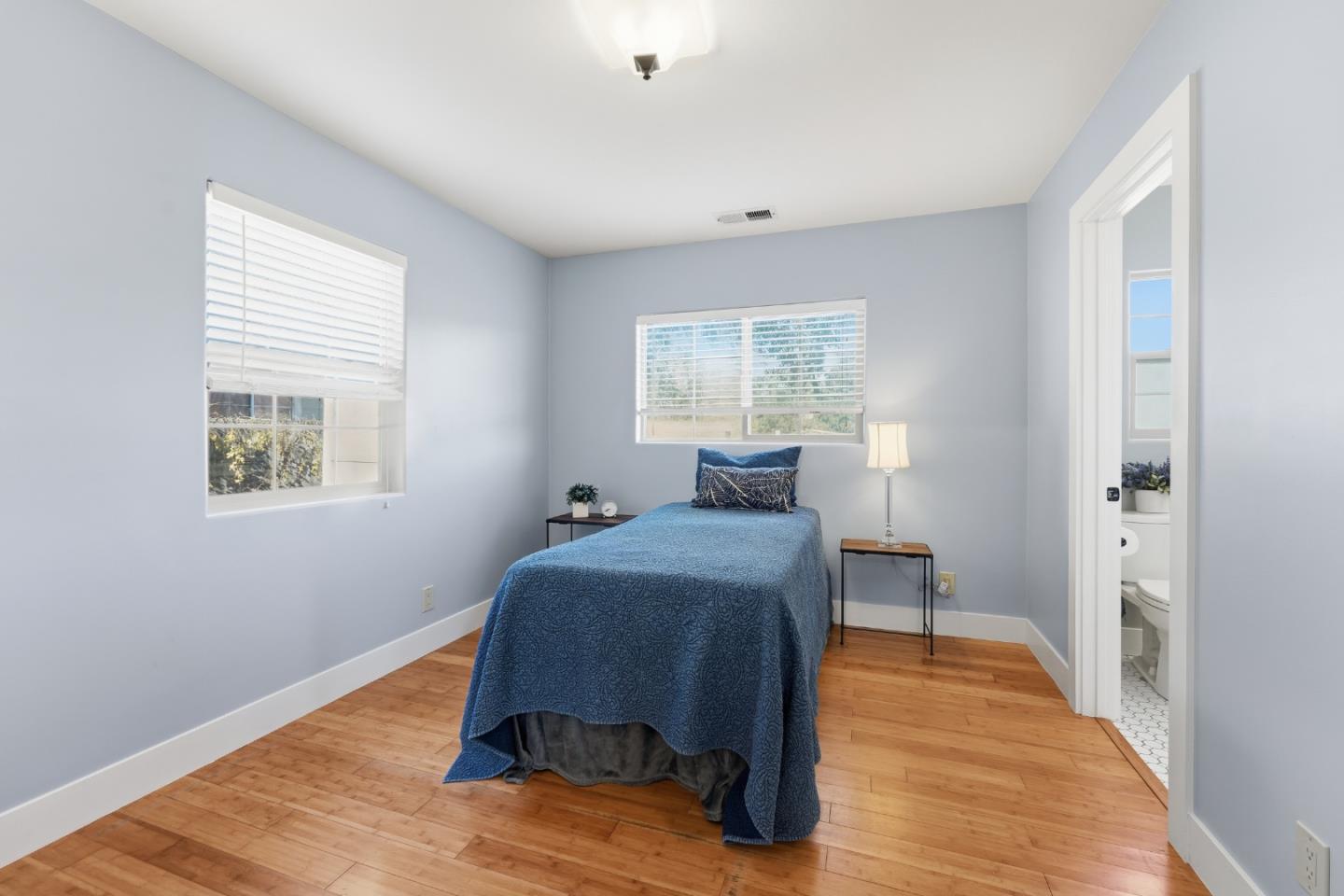 Detail Gallery Image 11 of 22 For 9610 Monterey Rd, Morgan Hill,  CA 95037 - 2 Beds | 1 Baths