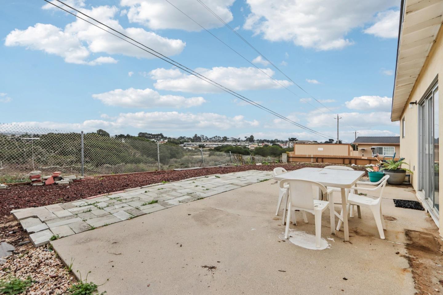 Detail Gallery Image 23 of 39 For 3202 Tallmon St, Marina,  CA 93933 - 4 Beds | 2 Baths