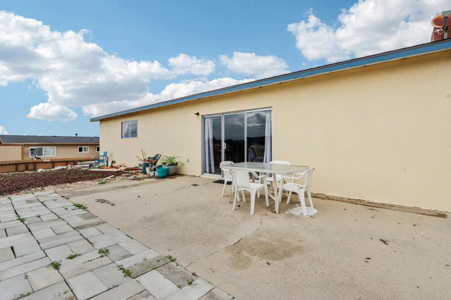 Detail Gallery Image 24 of 39 For 3202 Tallmon St, Marina,  CA 93933 - 4 Beds | 2 Baths